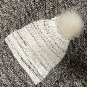 A.n.a. White and Gray Knit Beanie with Pom Pom